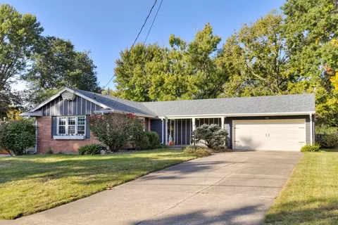 916 29th St, West Des Moines, IA 50265