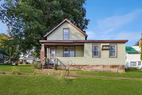 133 Railroad St, Kellogg, IA 50135