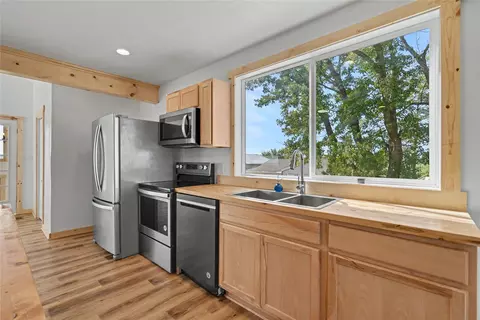 Kitchen - 3270 335th St, Stuart, IA 50250 photo 3 of 3