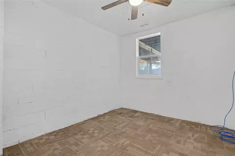 Bedroom - 3270 335th St, Stuart, IA 50250 photo 6 of 8
