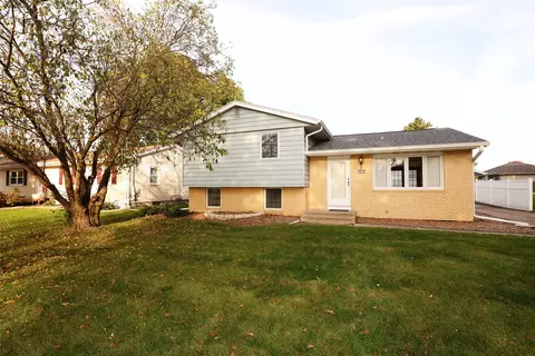 1918 Linn St, Boone, IA 50036