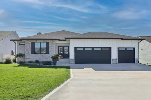 2786 NW 82nd Ave, Ankeny, IA 50023
