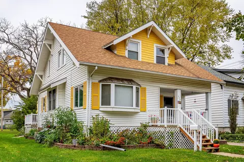 540 3rd St, West Des Moines, IA 50265