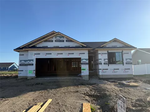 321 NE Driftwood St, Elkhart, IA 50073