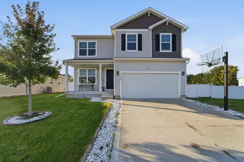 1158 35th St SW, Altoona, IA 50009