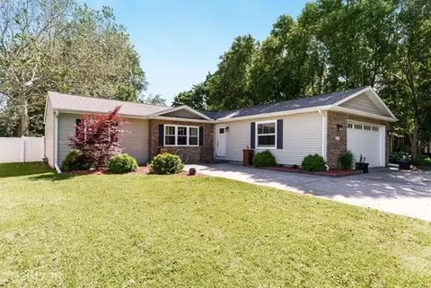 1245 NE 52nd Ave, Des Moines, IA 50313