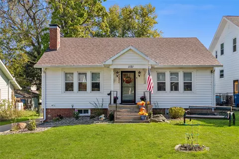 1121 46th St, Des Moines, IA 50311