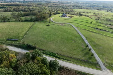 1754 Jesup Dr, Knoxville, IA 50138
