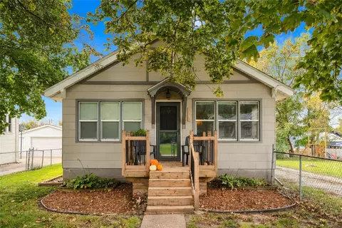 2512 E 41st St, Des Moines, IA 50317