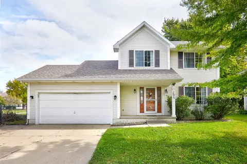 105 SE Westgate Dr, Waukee, IA 50263