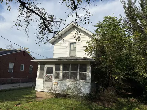 322 Edison Ave, Des Moines, IA 50315