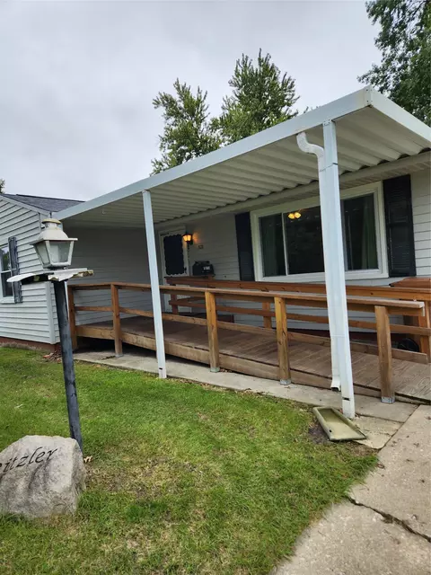 1520 11th Ave, Grinnell, IA 50112