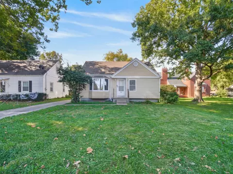 3940 11th St, Des Moines, IA 50313