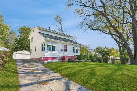 1127 59th St, Des Moines, IA 50311