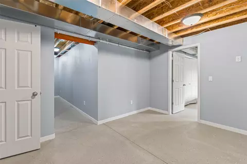 Entry Way - 1232 Apache St, Nevada, IA 50201 photo 3 of 3