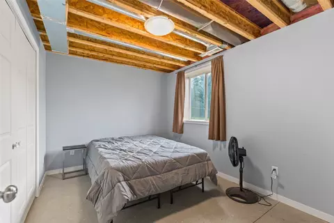 Bedroom - 1232 Apache St, Nevada, IA 50201 photo 10 of 12