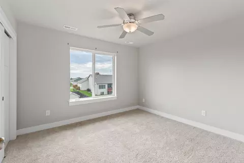 Bedroom - 1232 Apache St, Nevada, IA 50201 photo 4 of 12