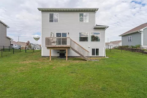 Exterior - 1232 Apache St, Nevada, IA 50201 photo 4 of 6