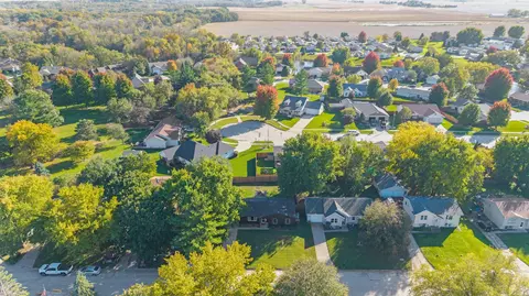 View/Area - 334 Maple Ave, Nevada, IA 50201 photo 2 of 2