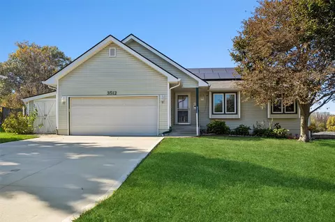3512 SE 19th St, Des Moines, IA 50320