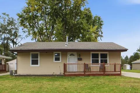 3728 SE 10th St, Des Moines, IA 50315