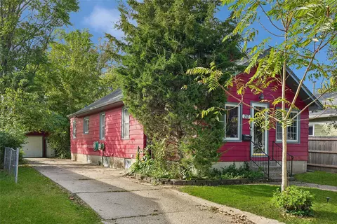 710 Douglas Ave, Des Moines, IA 50313