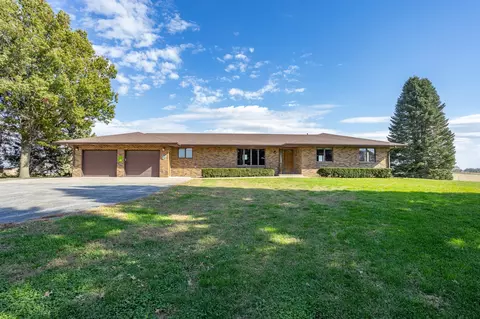 4365 25th Ave, Norwalk, IA 50211