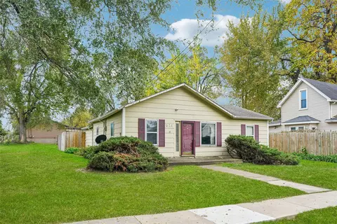 819 Maury St, Des Moines, IA 50309