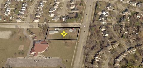 401 74th St NE, Cedar Rapids, IA 52402