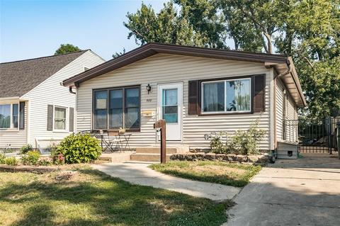 500 41st St Ne Cedar Rapids Ia 52402 21 Photos Mls 2105234 Movoto 500 41st St Ne Cedar Rapids Ia 52402 21 Photos Mls 2105234 Movoto