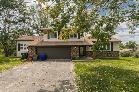4143 Riverview Rd NE, Cedar Rapids, IA 52411 photo 1