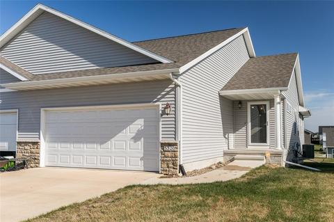 5320 Dostal Dr SW, Cedar Rapids, IA 52404