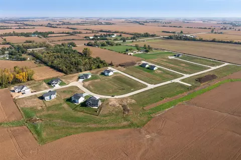 3309 Towne Ct, Robins, IA 52328 photo 3