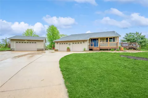 3461 Springer Ct, Cedar Rapids, IA 52411 photo 1