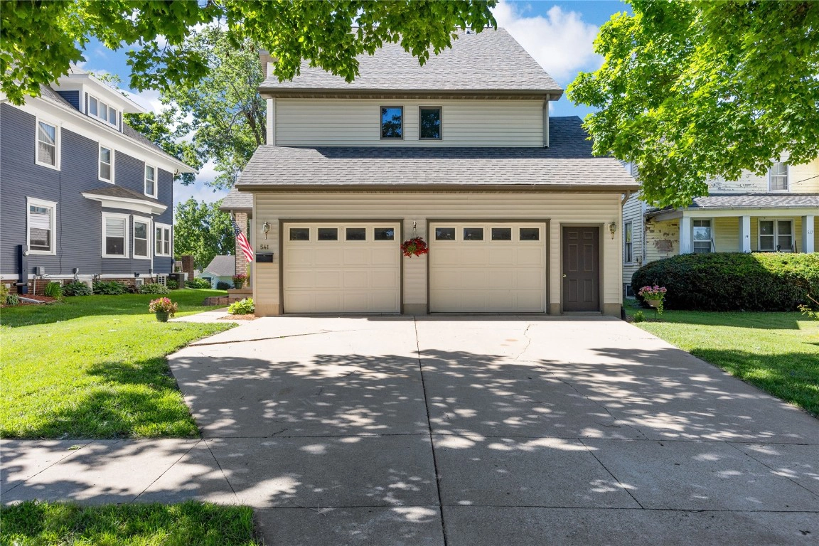 541 E 4th  