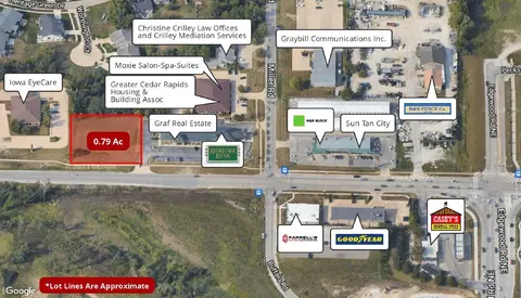 2252 Blairs Ferry Rd, Hiawatha, IA 52233