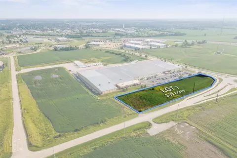 1175 Tower Terrace Rd #LOT 1, Hiawatha, IA 52233