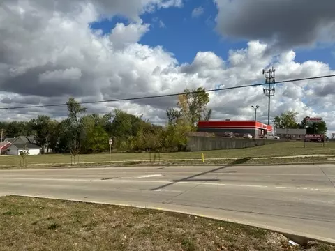 2700 Mount Vernon Rd SE, Cedar Rapids, IA 52403