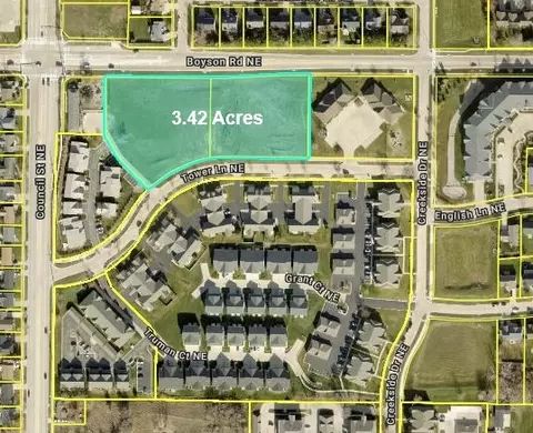 1340 1410 Tower Ln NE, Cedar Rapids, IA 52402 photo 2