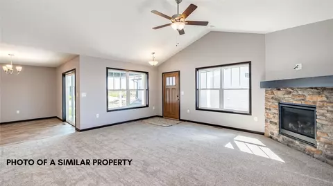 1623 Petrus Dr NE, Cedar Rapids, IA 52402