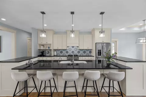 Kitchen - 4210 Wright Brothers Blvd E, Ely, IA 52227 photo 2 of 7