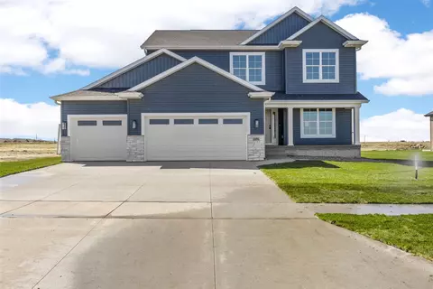 3456 Quartz Dr, Marion, IA 52302
