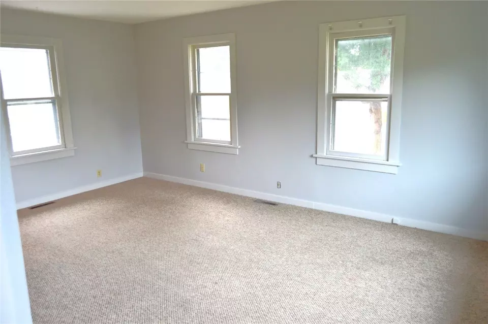 Other - 1014 A Ave, Vinton, IA 52349 photo 1 of 4