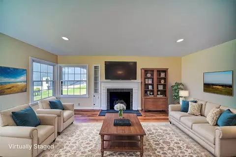 302 Walnut, Olin, IA 52320