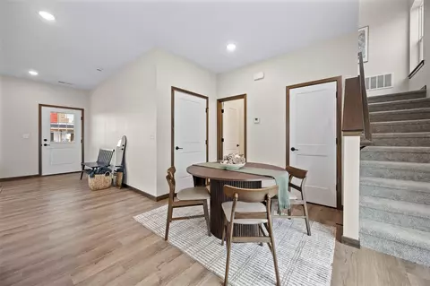 Entry Way - 160 Bethany Loop SW #C, Cedar Rapids, IA 52404 photo 1 of 1