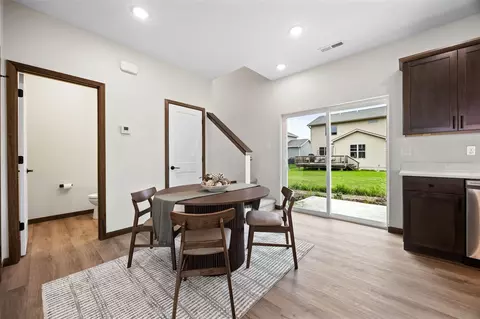 Dining - 160 Bethany Loop SW #C, Cedar Rapids, IA 52404 photo 1 of 2