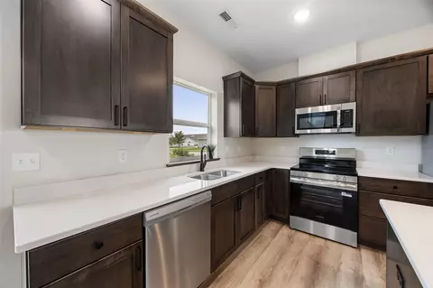 Kitchen - 160 Bethany Loop SW #C, Cedar Rapids, IA 52404 photo 3 of 5