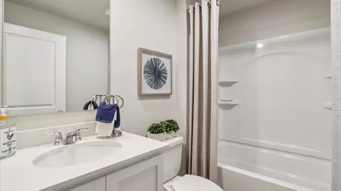 Bath - 3604 Rueben Dr, Marion, IA 52302 photo 2 of 2