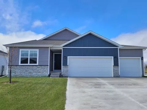 3630 Rueben Dr, Marion, IA 52302