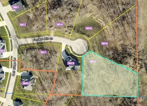 3055 Forrest Hill Ct, Hiawatha, IA 52233